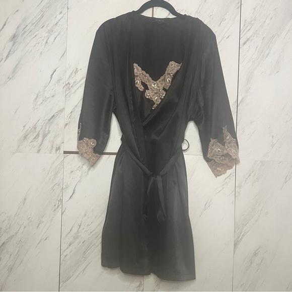 2/$100 Jones New York Black Lace Night Dress Lingerie Robe Set SZ M - Picture 2 of 6